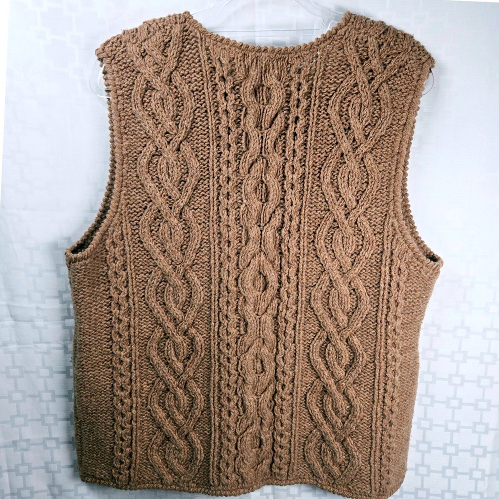 Orvis 100% wool Cable Knit Button-Front Sweater Vest - Brown - Picture 2 of 6